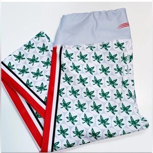 Ohio State Buckeyes Bend Active Legging size large NWT